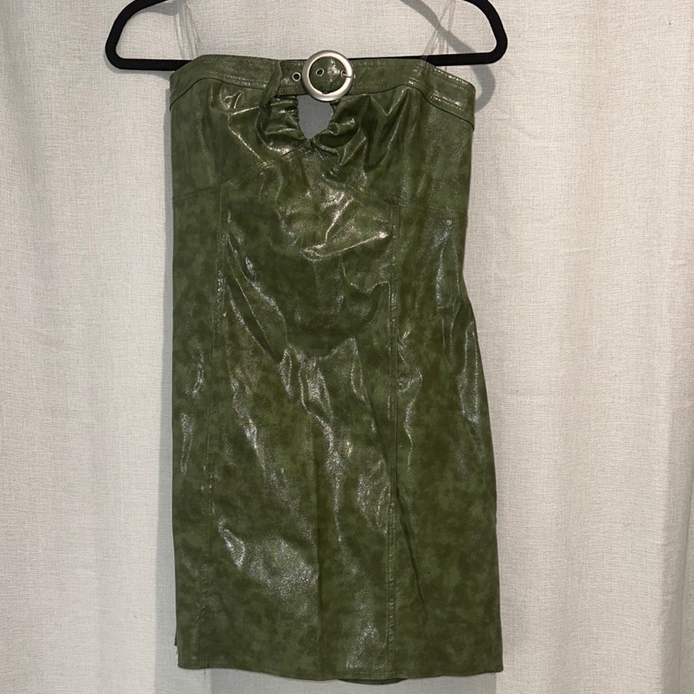 Black Strapless Sheath Cocktail Dress